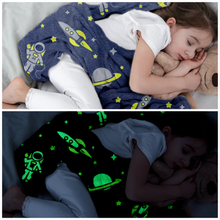 Load image into Gallery viewer, VUDECO Glow in The Dark Blanket for Kids 50 x 60 inches ( Astronaut)