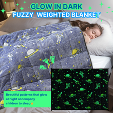 Load image into Gallery viewer, Glow in the Dark Weighted Blanket -  Astronaut