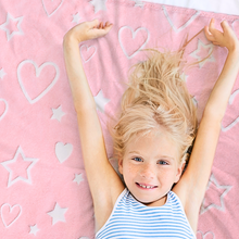 Load image into Gallery viewer, VUDECO Glow in The Dark Blanket for Kids 50 x 60 inches (Pink Heart)