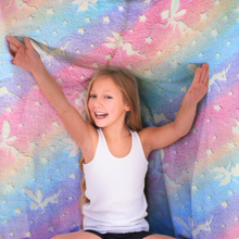Load image into Gallery viewer, VUDECO Glow in The Dark Blanket for Kids 50 x 60 inches (Fairy)

